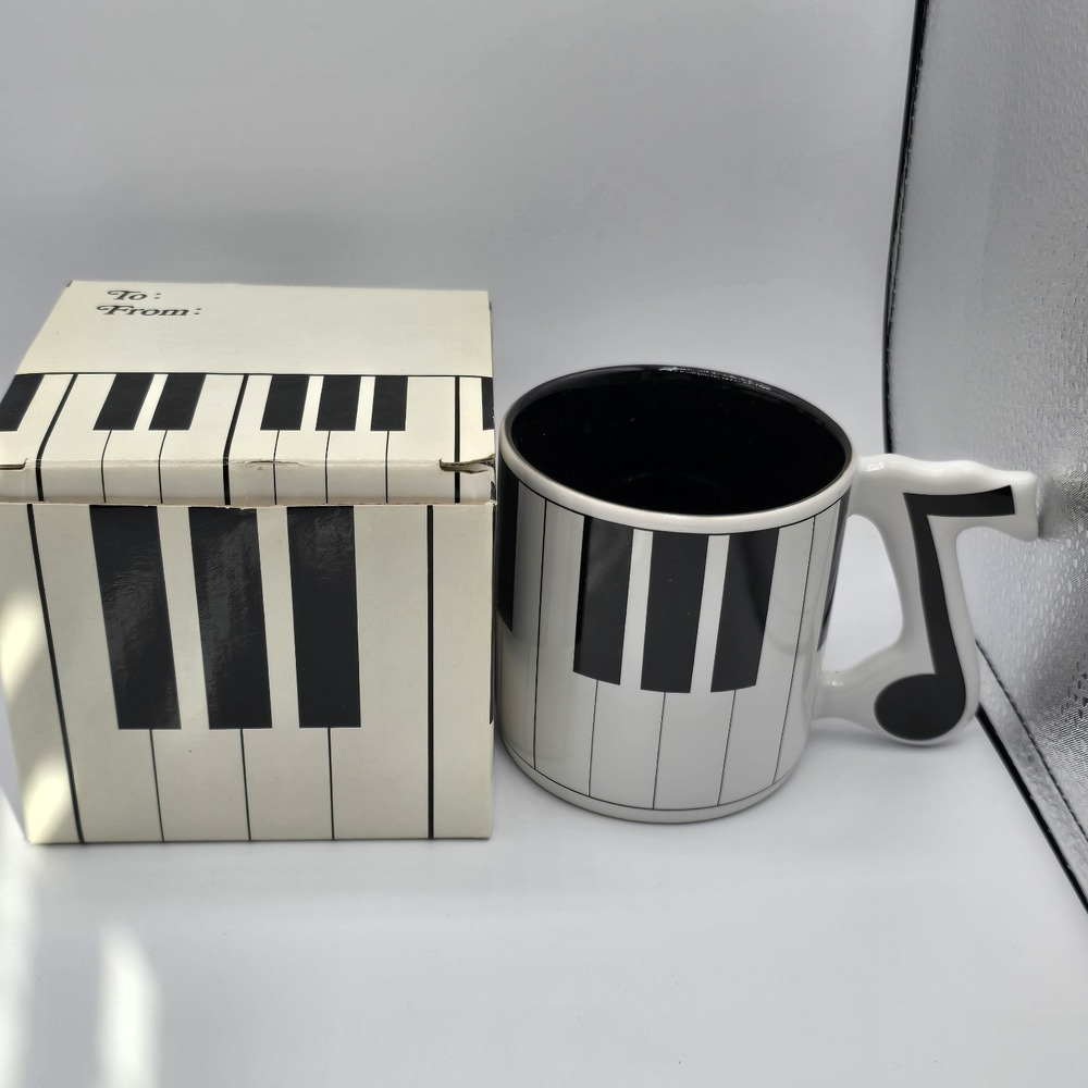 Vintage Russ Black & White Music Note Piano Keyboard Keys Coffee‎ Mug Cup